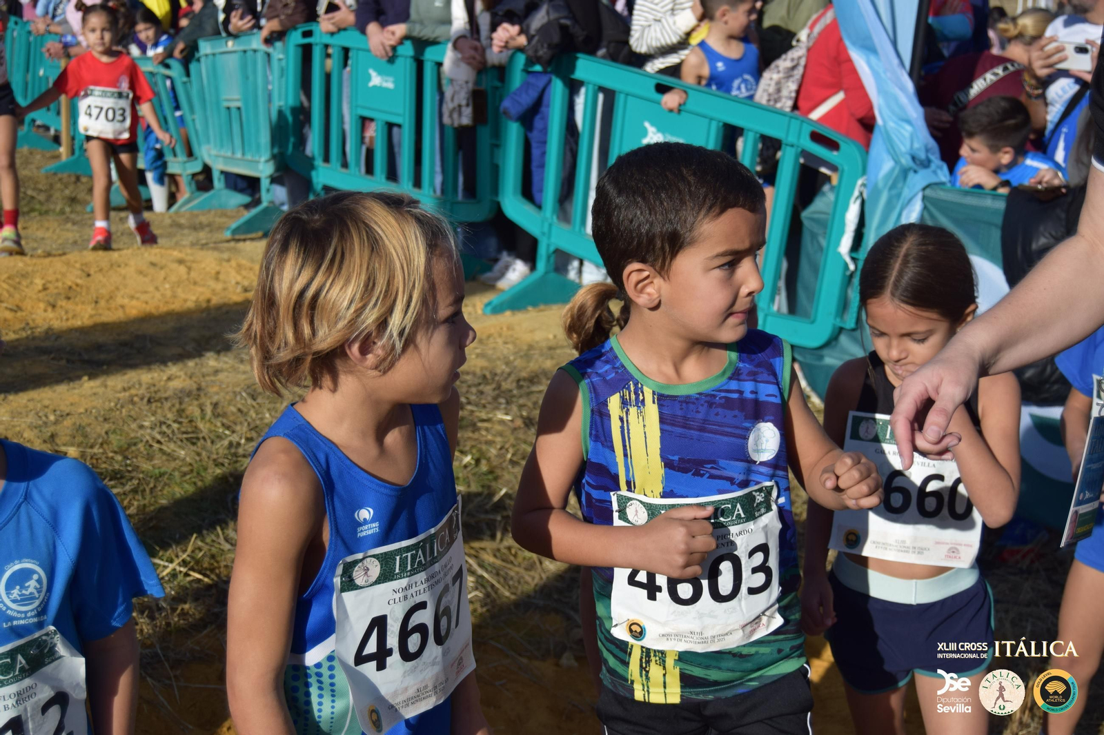 Búscate en las fotos del Cross de Itálica 2025 | 10