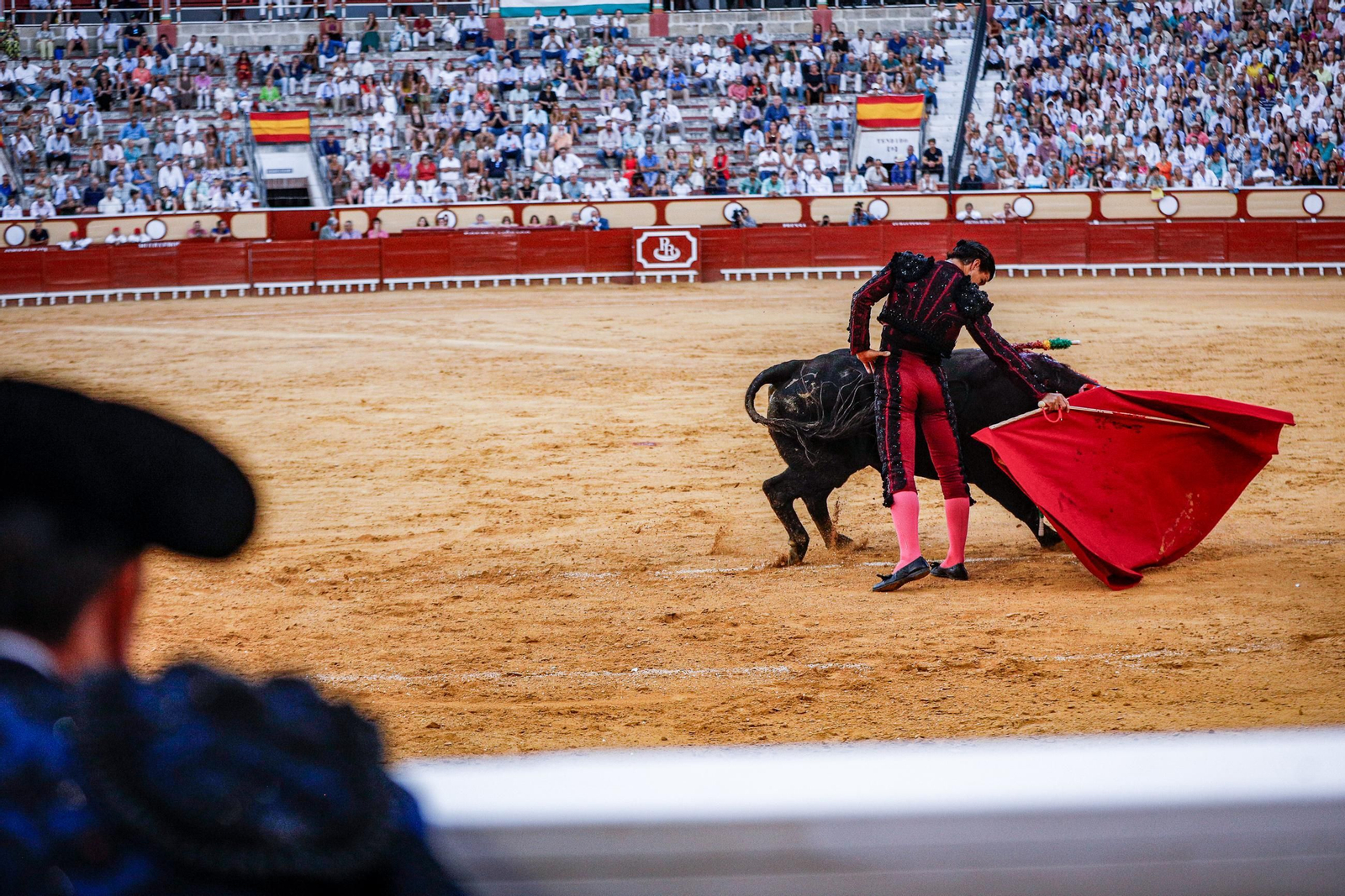 Imágenes de la corrida de toros en El Puerto: Manzanares, Roca Rey y Pablo Aguado