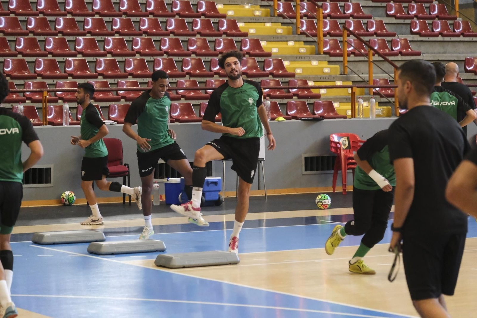El primer entrenamiento del Córdoba Futsal, en imágenes