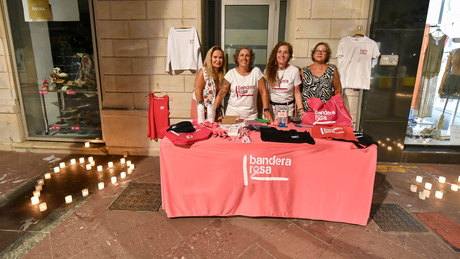 La noche de las velas y Perseidas de Algeciras, en imágenes