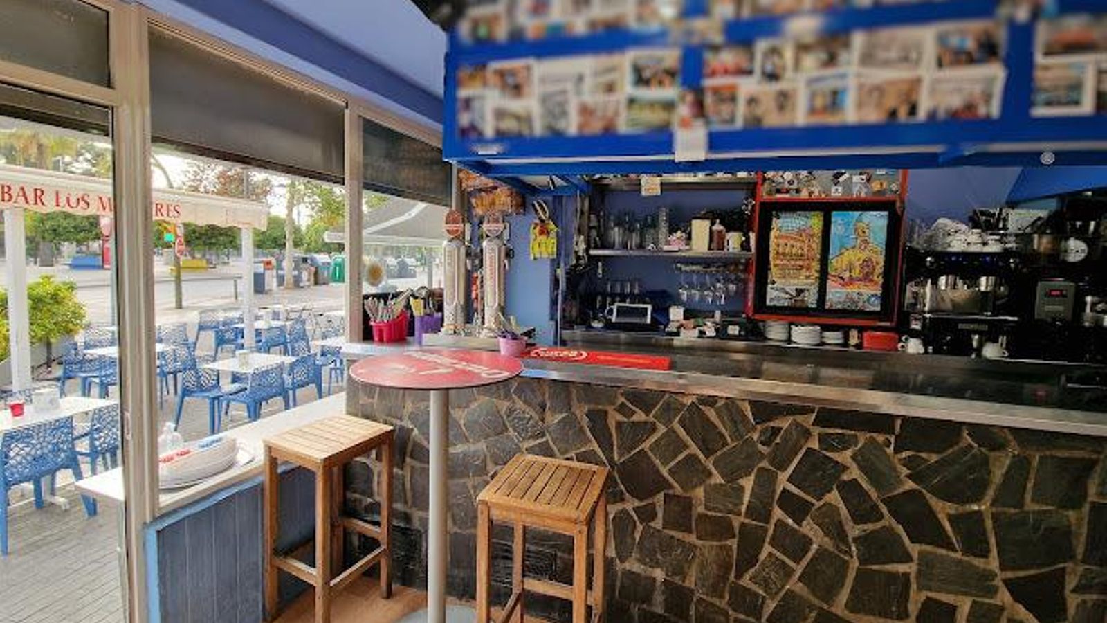 Interior del local de Los Maestres