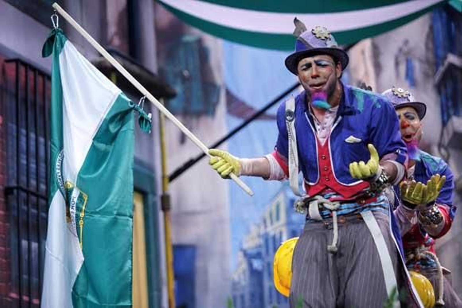 Comparsa 'Los currelantes' (2º premio)

Foto: Julio Gonzalez-Jesus Marin-Lourdes de Vicente