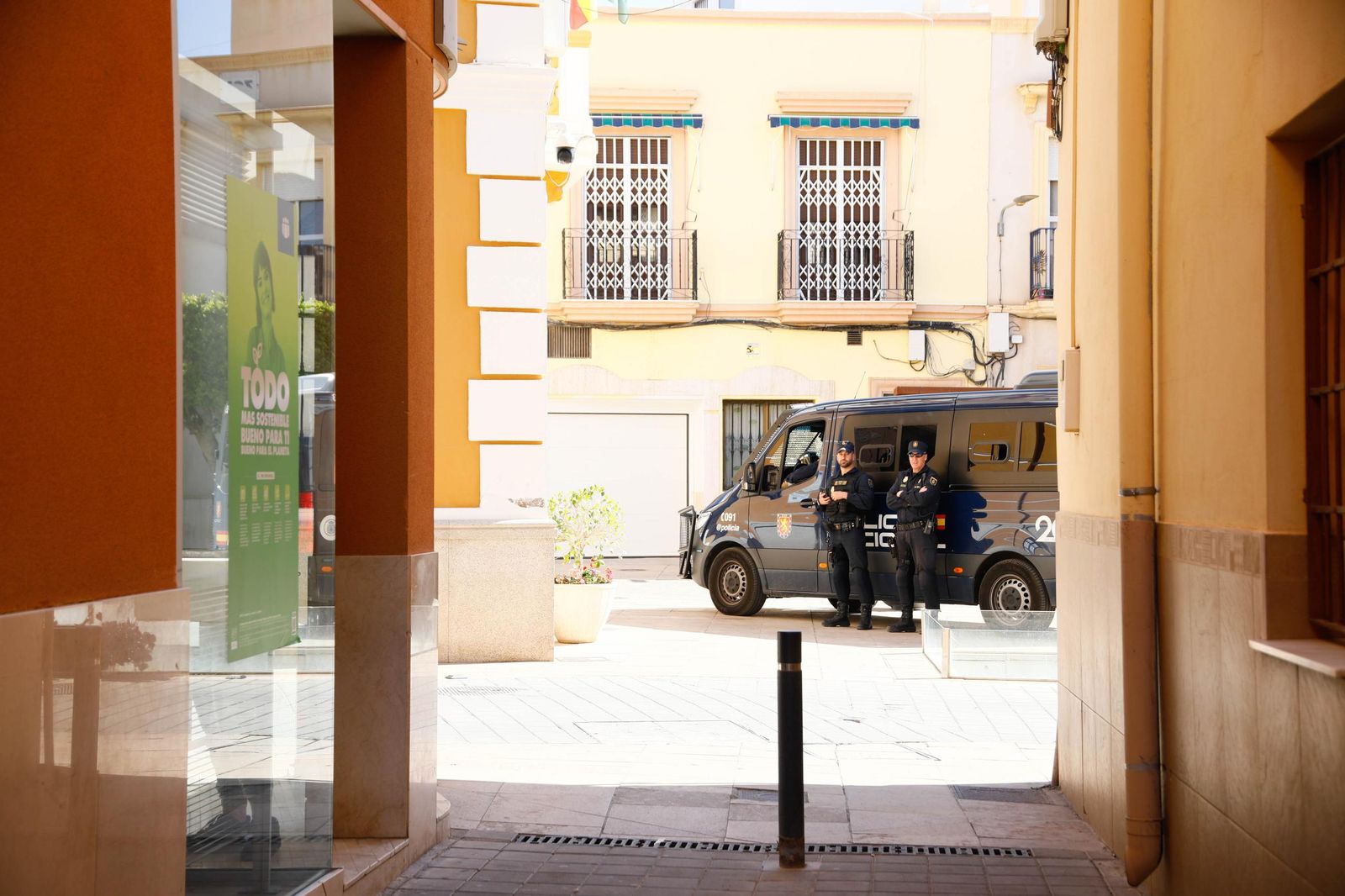 Las imágenes de la macrooperación policial contra el tráfico de drogas en Pechina