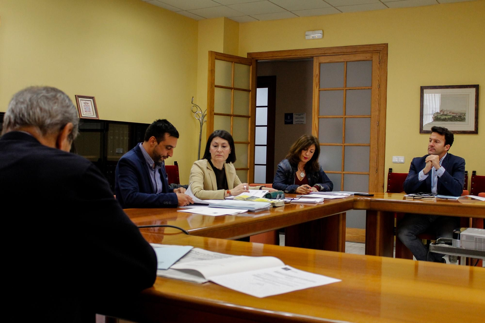 Imagen de la reunión del consejo de administración de Ememsa.