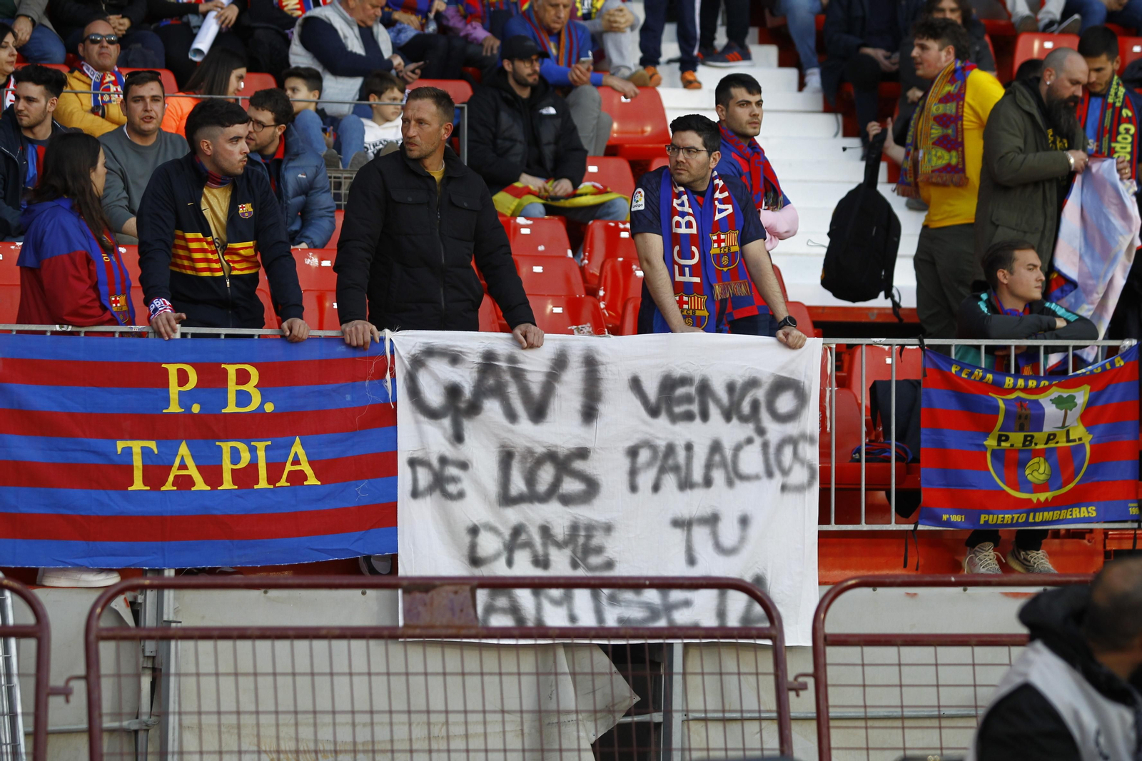 Imágenes de la victoria de la U.D. Almería ante el F.C. Barcelona