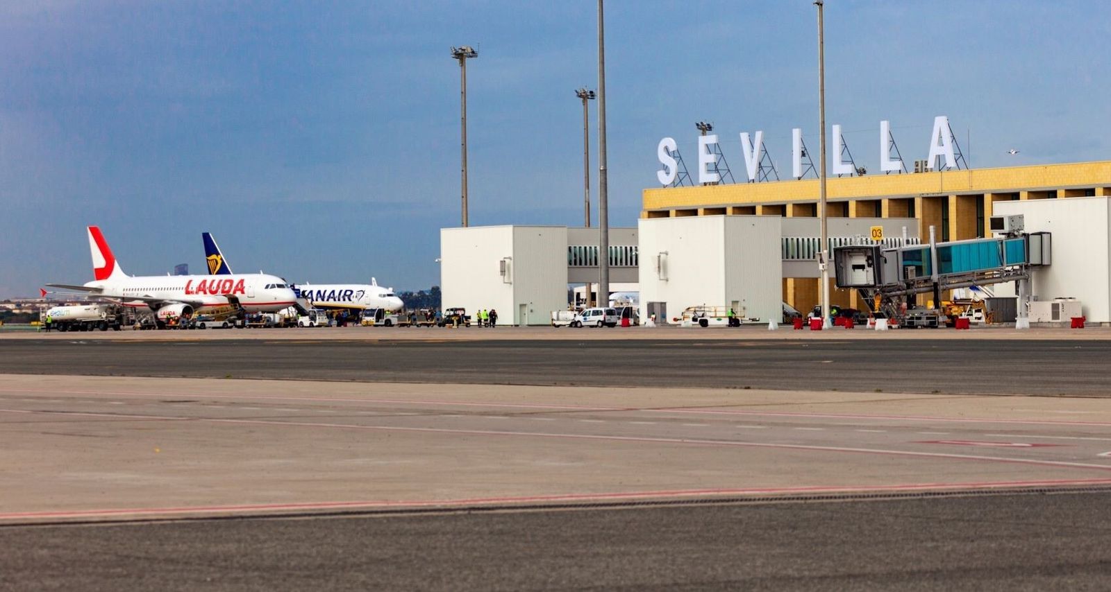 Huelga en los controladores aéreos de Sevilla y Jerez el 30 de enero y todos los lunes de febrero