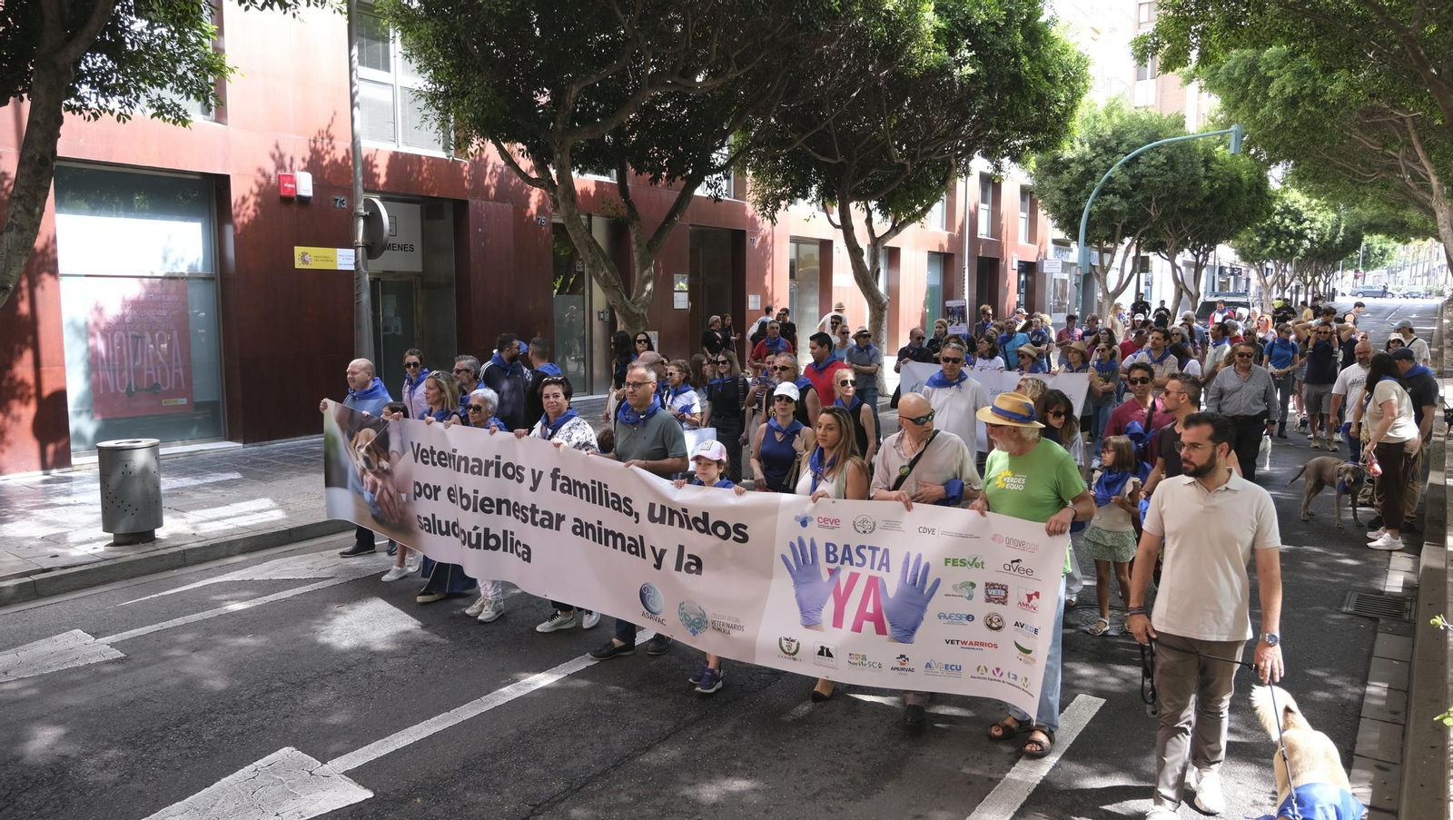 La marcha reivindicativa a la altura de la Rambla La marcha reivindicativa a la altura de la Rambla