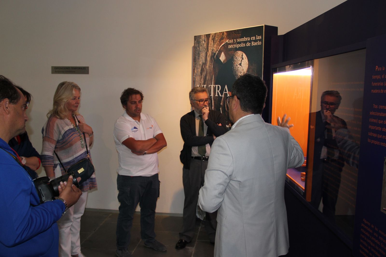 La visita de la delegada de Cultura a la exposición