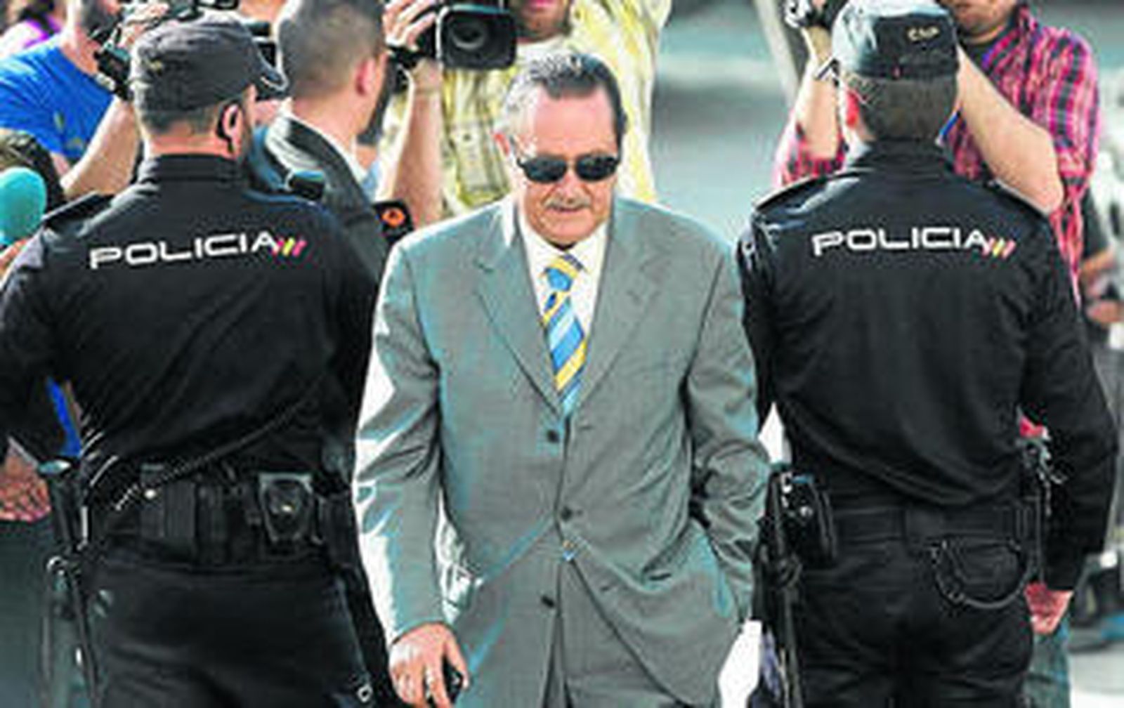 Julián Muñoz, el 16 de abril en la Audiencia, poco antes de ingresar en la cárcel.