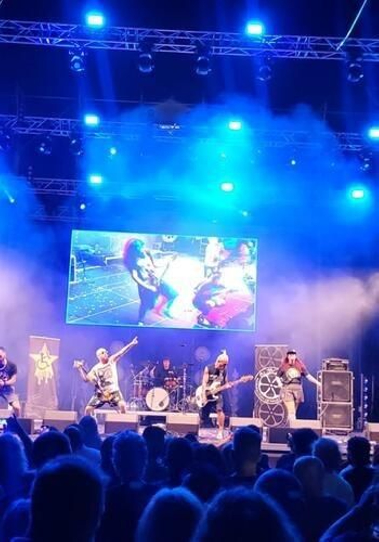 SanRock 2025 llena por cuarto año la Plaza de las Constituciones con una noche inolvidable