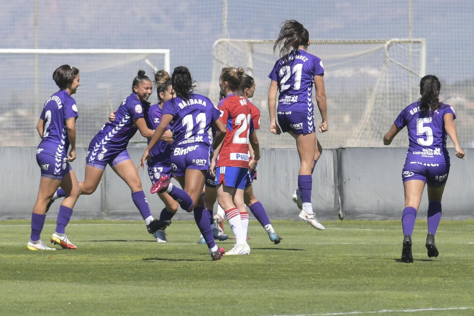 Las mejores imágenes del Granada femenino - UD Granadilla Tenerife 'B'
