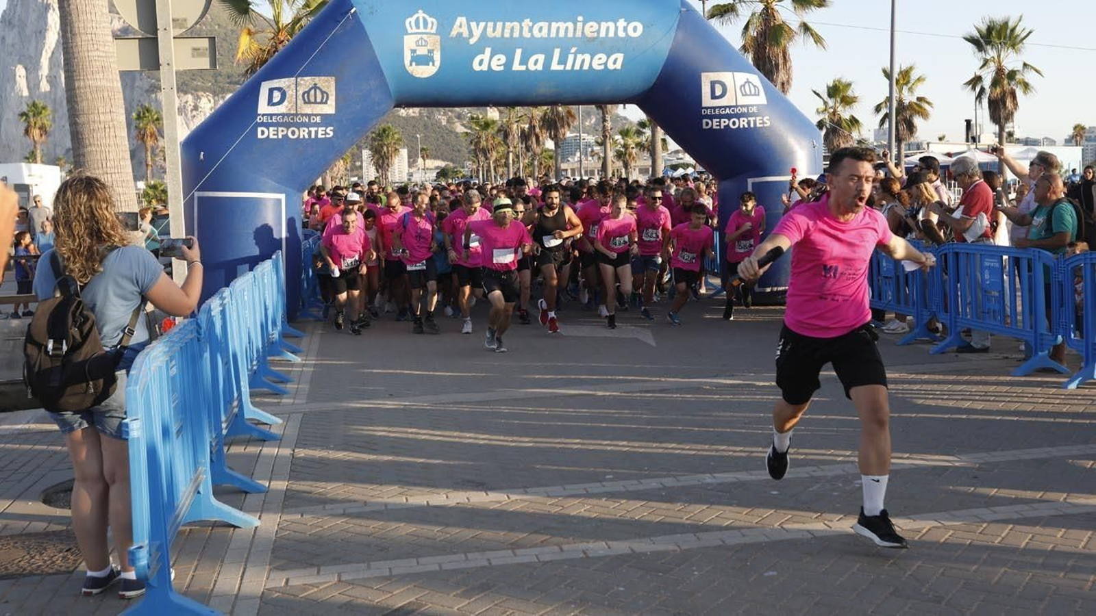 Fotos de la VI Carrera por la Mujer a beneficio de Apron
