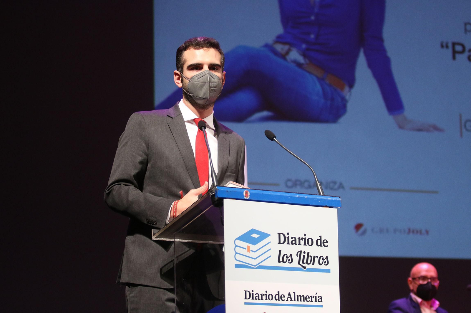 Fotogalería Diario de los Libros, con Marta Robles y su obra 'Pasiones carnales'