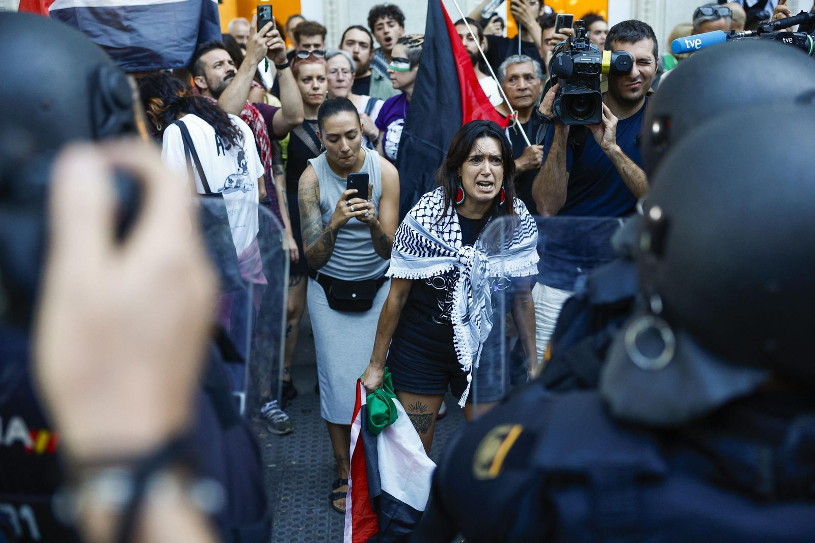 Las fotos de la protestas propalestinas que han obligado a cancelar la última etapa de la Vuelta a España