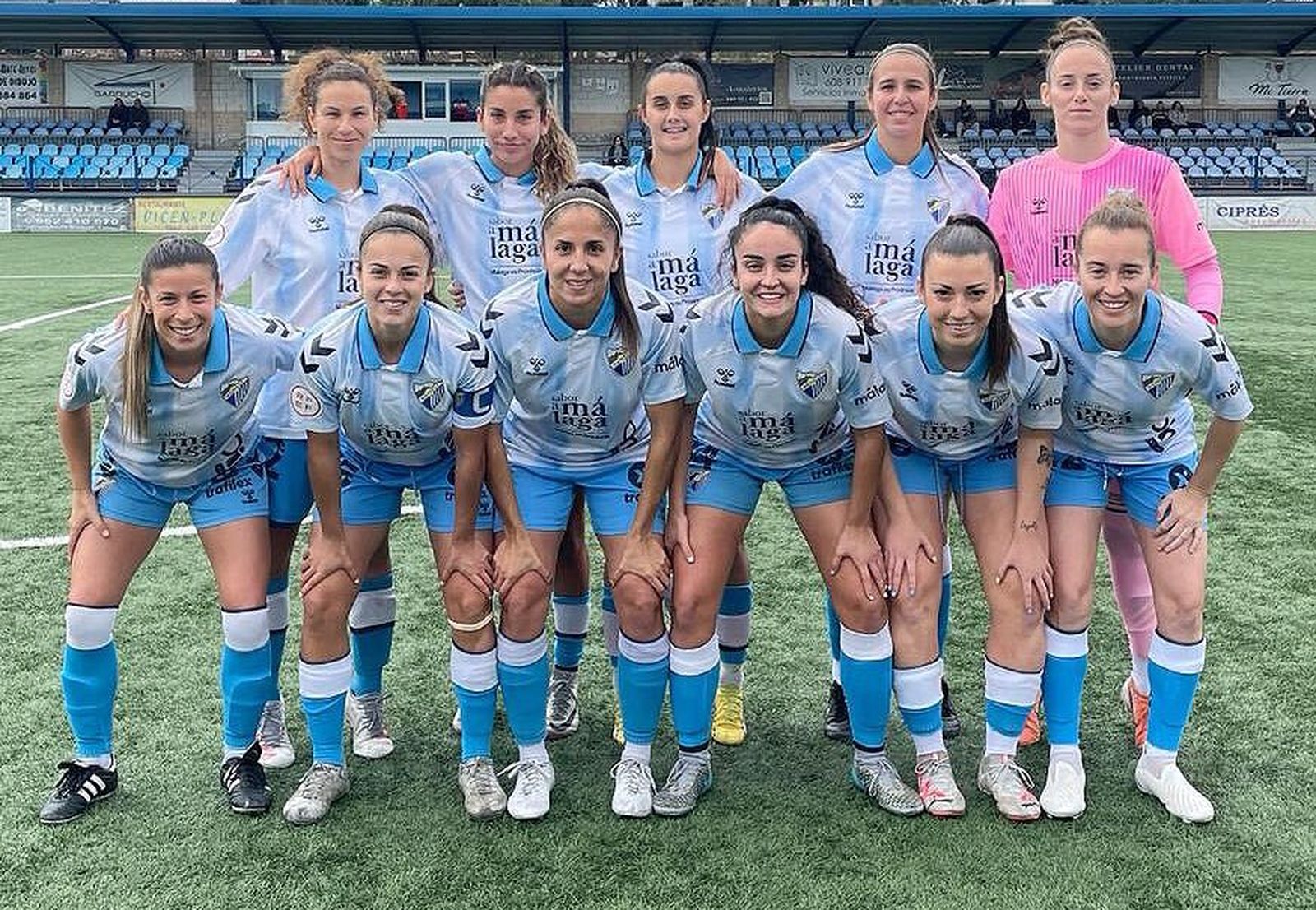 El once inicial en Los Manantiales.