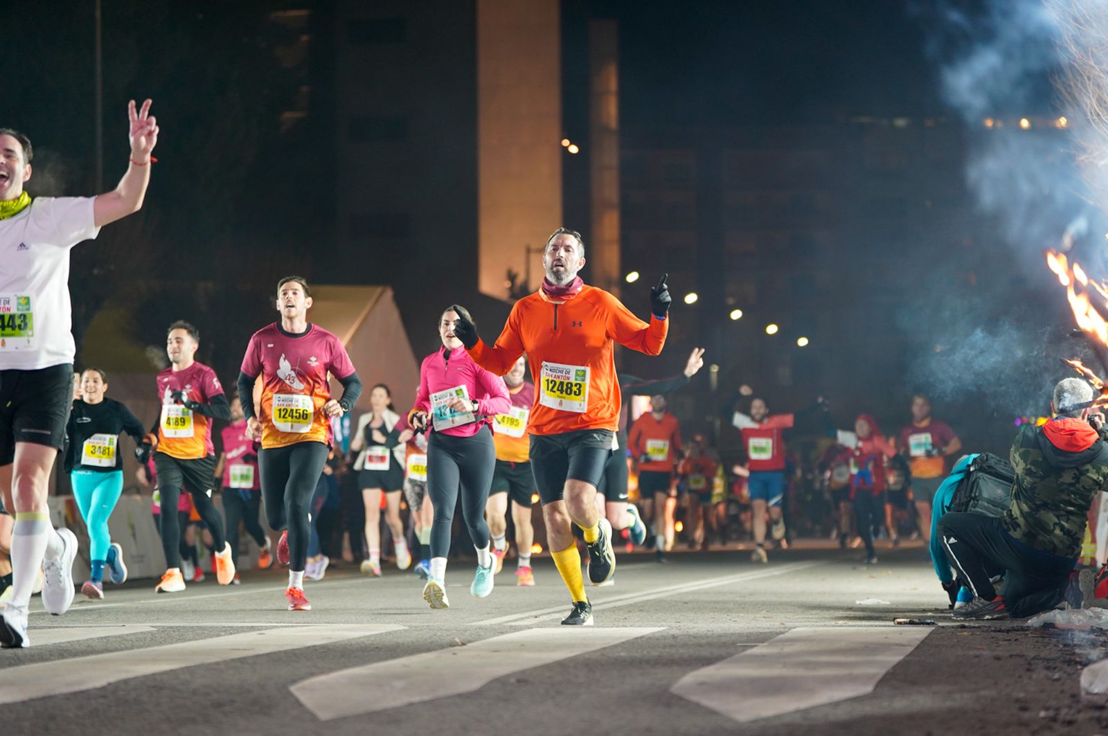 En imágenes: búscate en tu llegada a meta de la Carrera de San Antón 2026 (11)