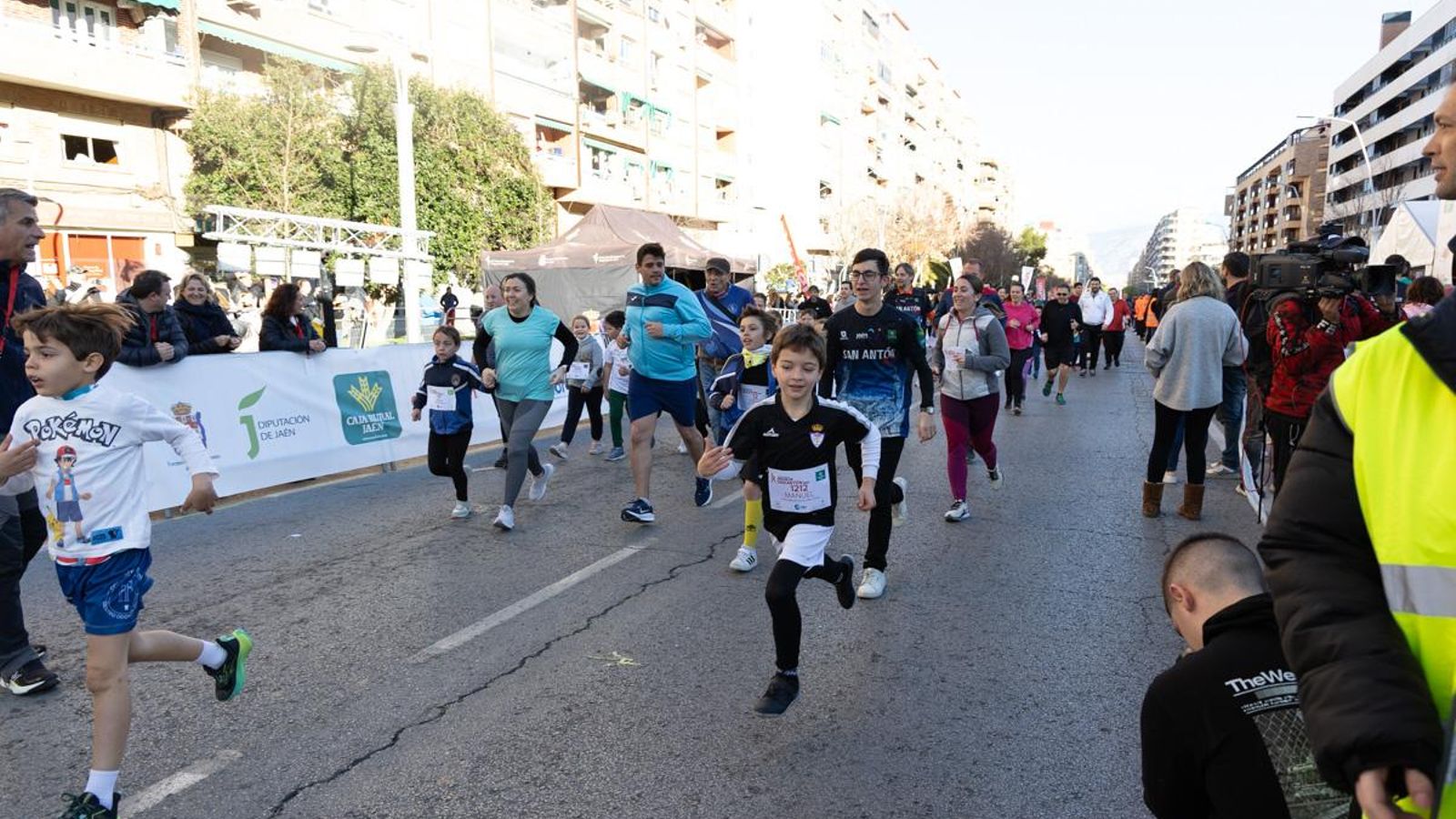En imágenes: Los niños y niñas de los colegios de Jaén, protagonistas de la San Antón Escolar
