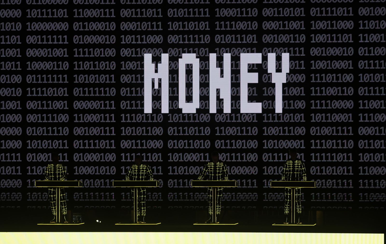 Las imágenes del concierto de Kraftwerk en el Icónica Fest