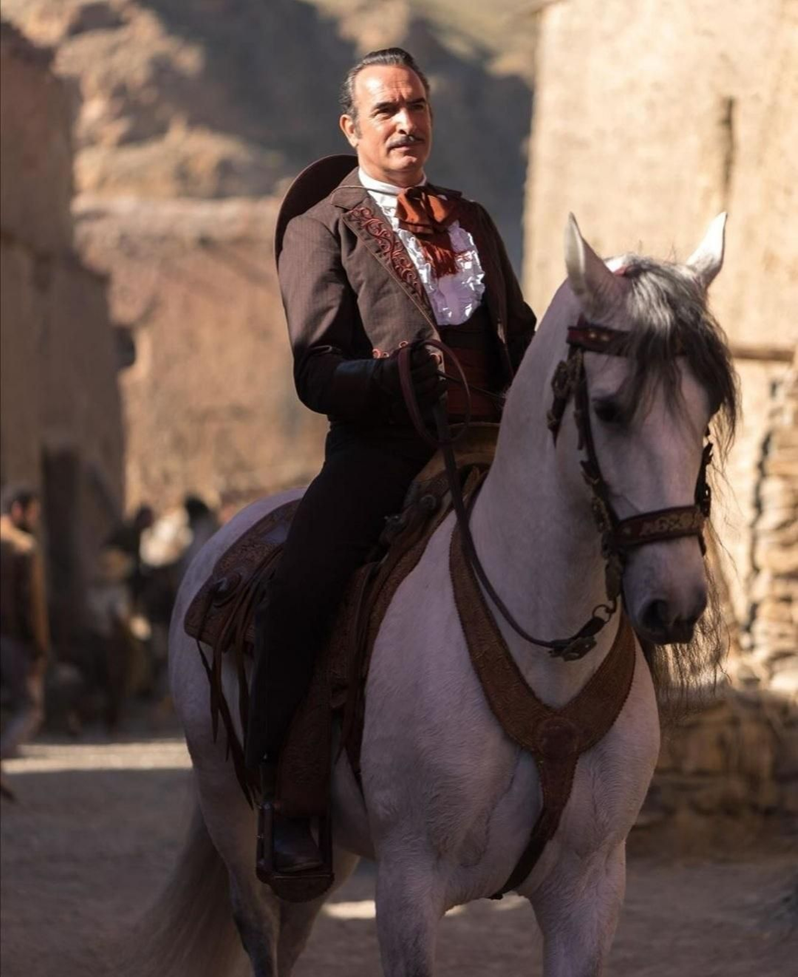 El actor Jean Dujardin durante el rodaje en El Chorrillo en Sierra Alhamilla.