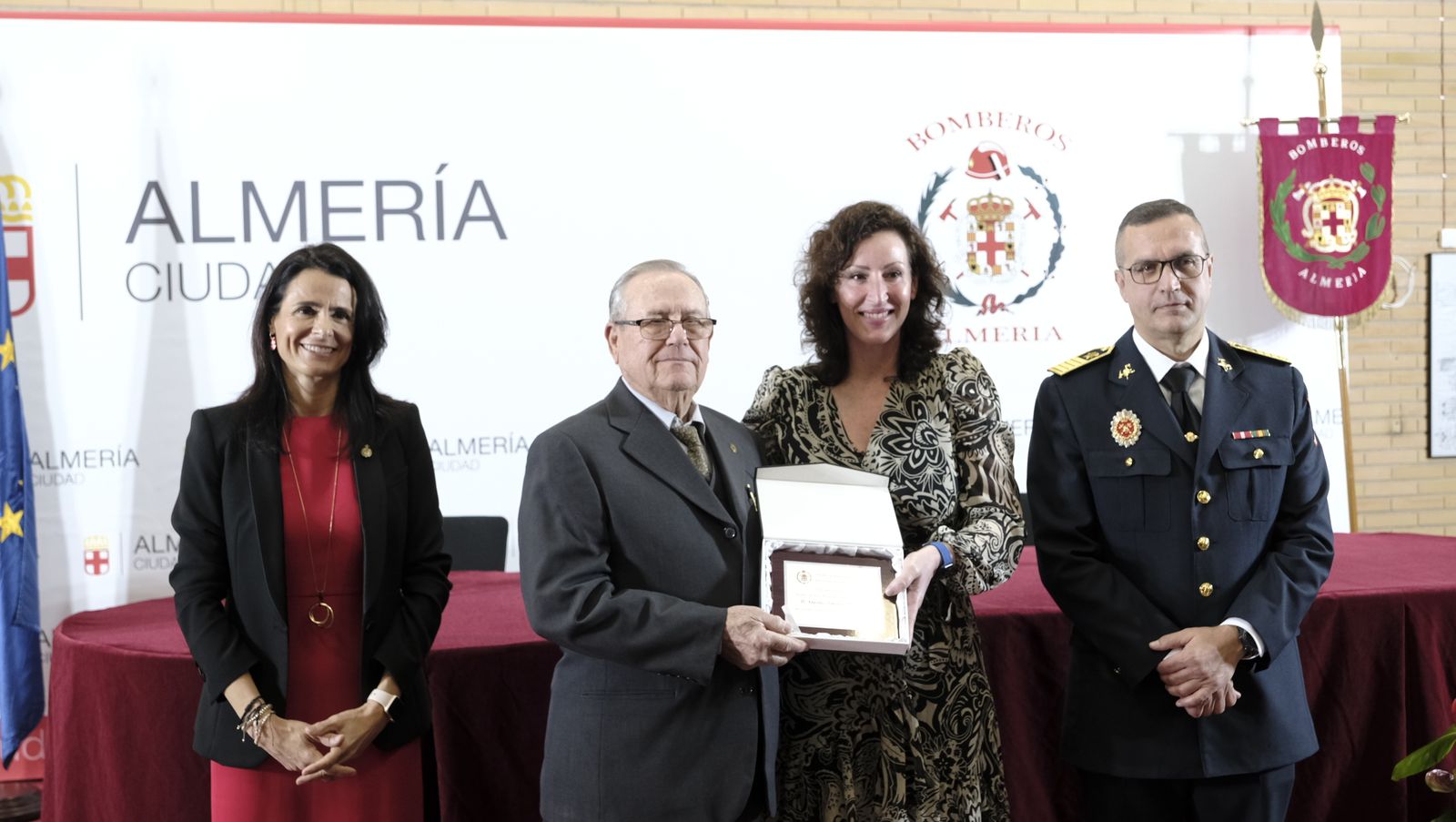 Imágenes del acto del patrón de los bomberos, San Juan de Dios. Almería