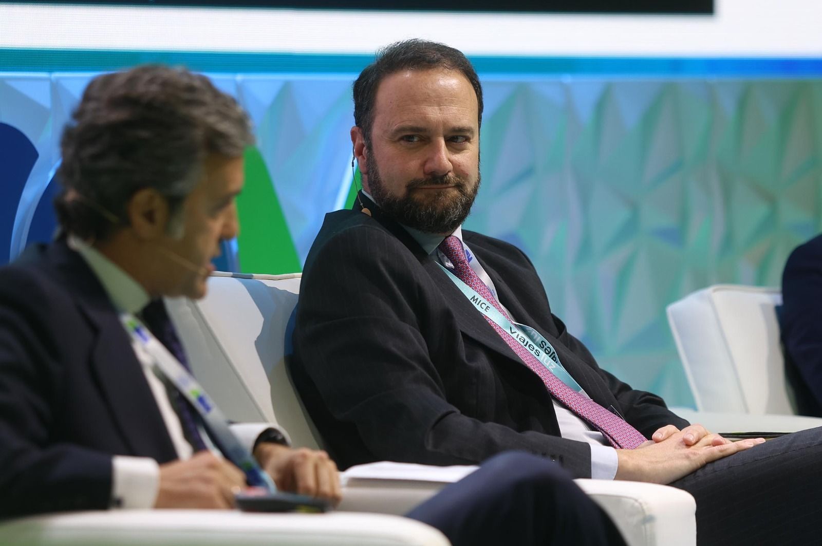 Imágenes de la mesa redonda 'H2V como vector de descarbonización' este viernes en Huelva