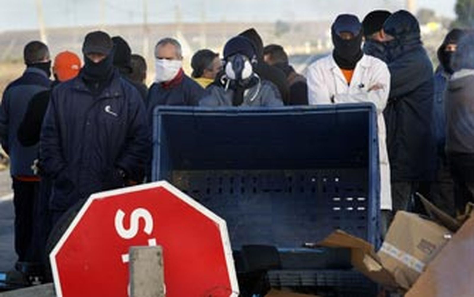 Cádiz Electrónica aparca sus protestas por el gesto de Bouza