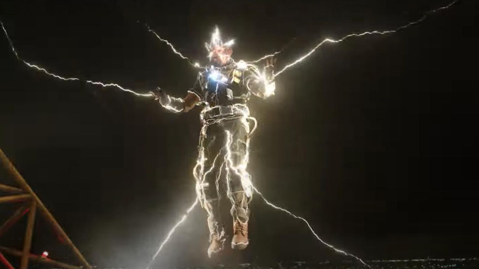 El nuevo aspecto de Electro, interpretado por Jamie Foxx.