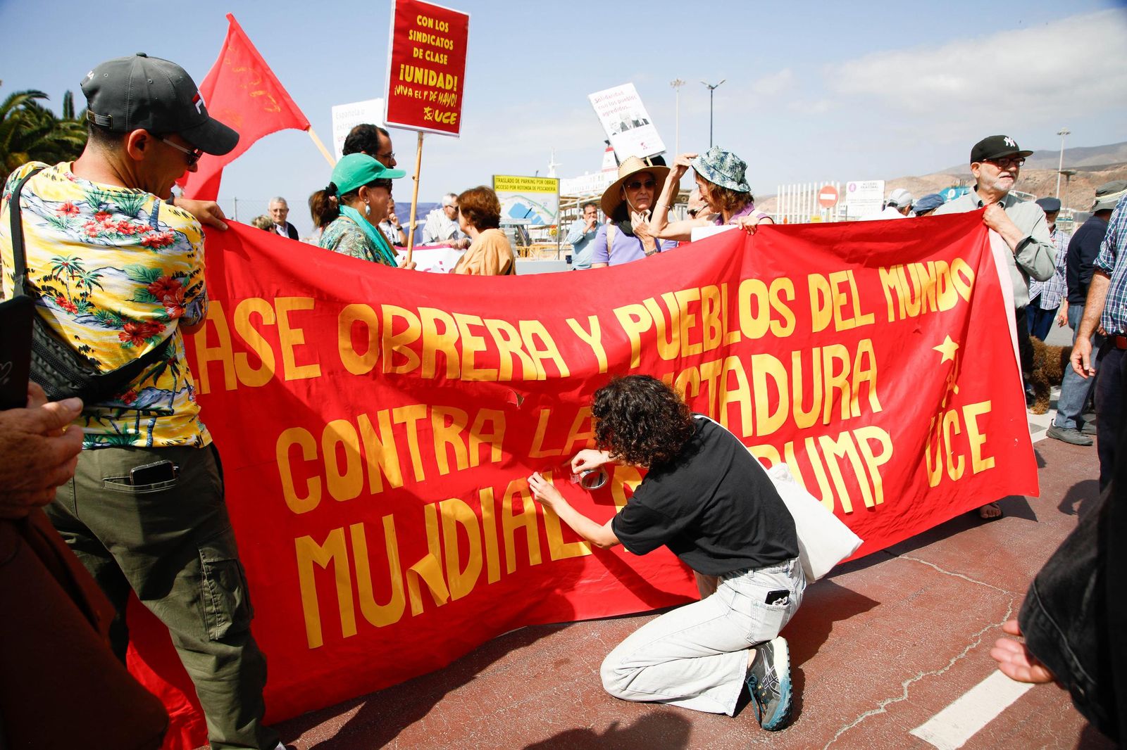 Las imágenes de la manifestaciones del 1 mayo en Almería, Día del Trabajador