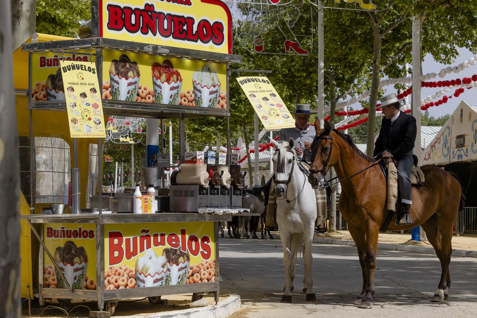 Las imágenes del viernes en la Feria de El Puerto de Santa María 2025