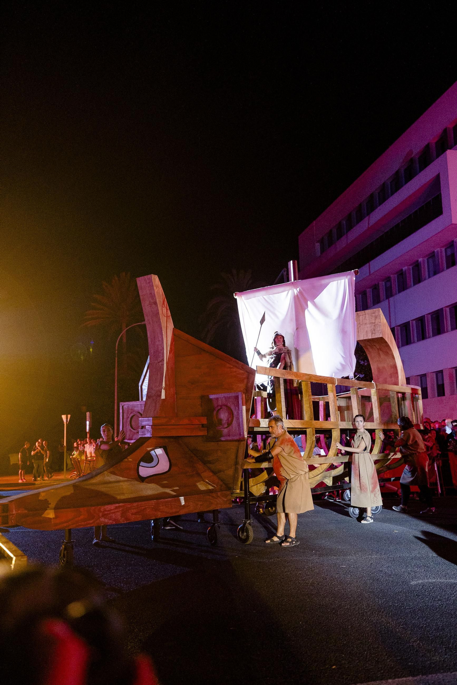 Las imágenes de "Foedus, Gaditanorum", el espectáculo de clausura del festival Cádiz Romana en las Puertas de Tierra