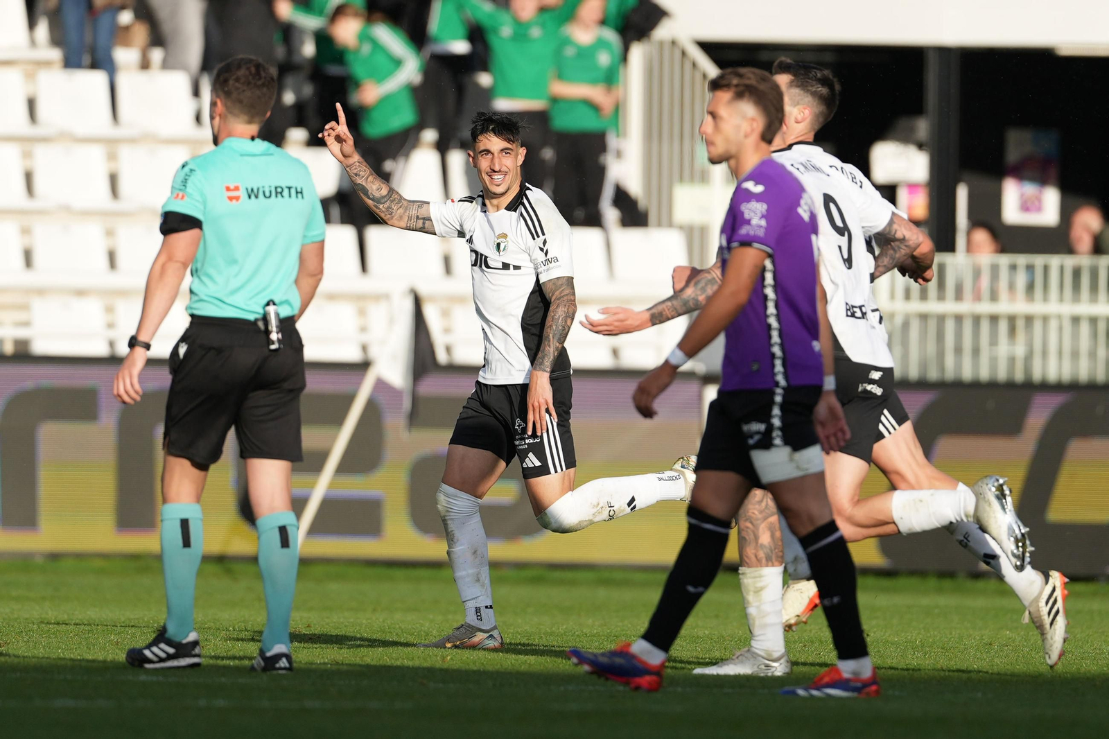 Las mejores fotos del Burgos CF - Córdoba CF en El Plantío