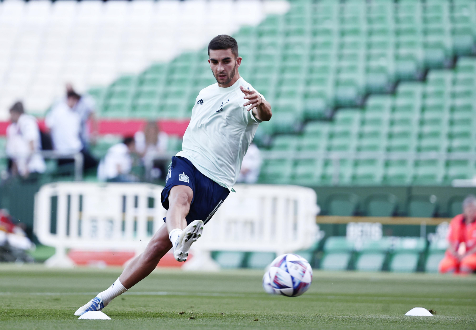 Las imágenes de la selección española en Sevilla