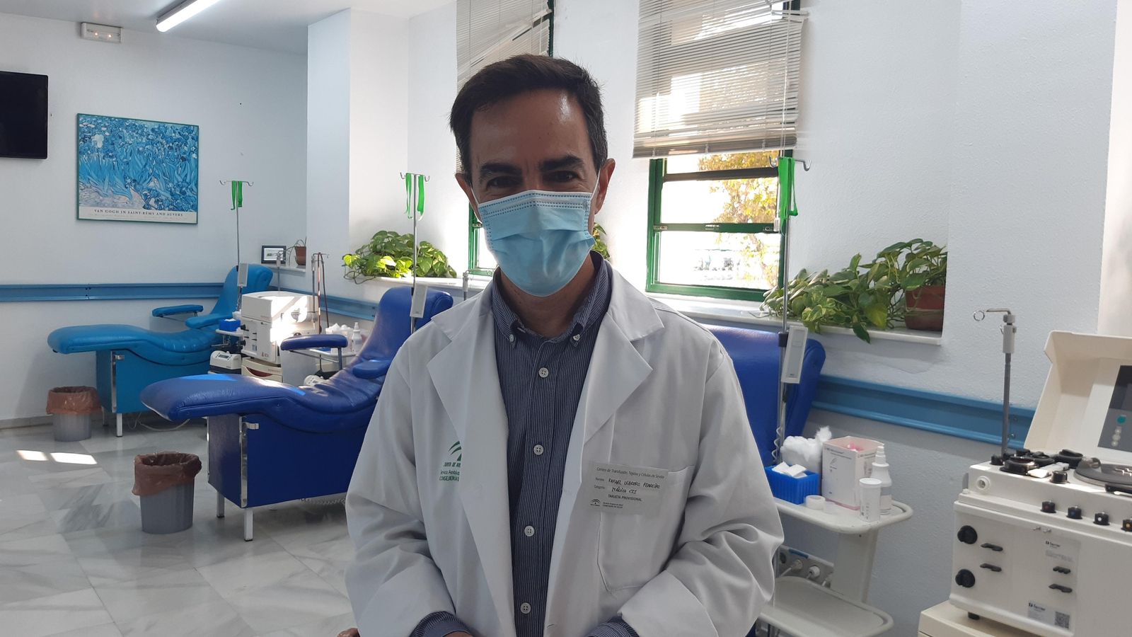Rafael Lebrero, médico coordinador del Centro de Transfusión de Sevilla.