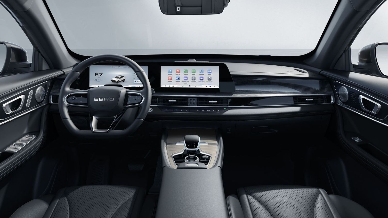 El habitáculo del s700 HEV no difiere en gran medida de otras versiones de este SUV en tanto que, por ejemplo, las dos pantallas del salpicadero, ambas de 12,3", están situadas bajo un mismo cristal.