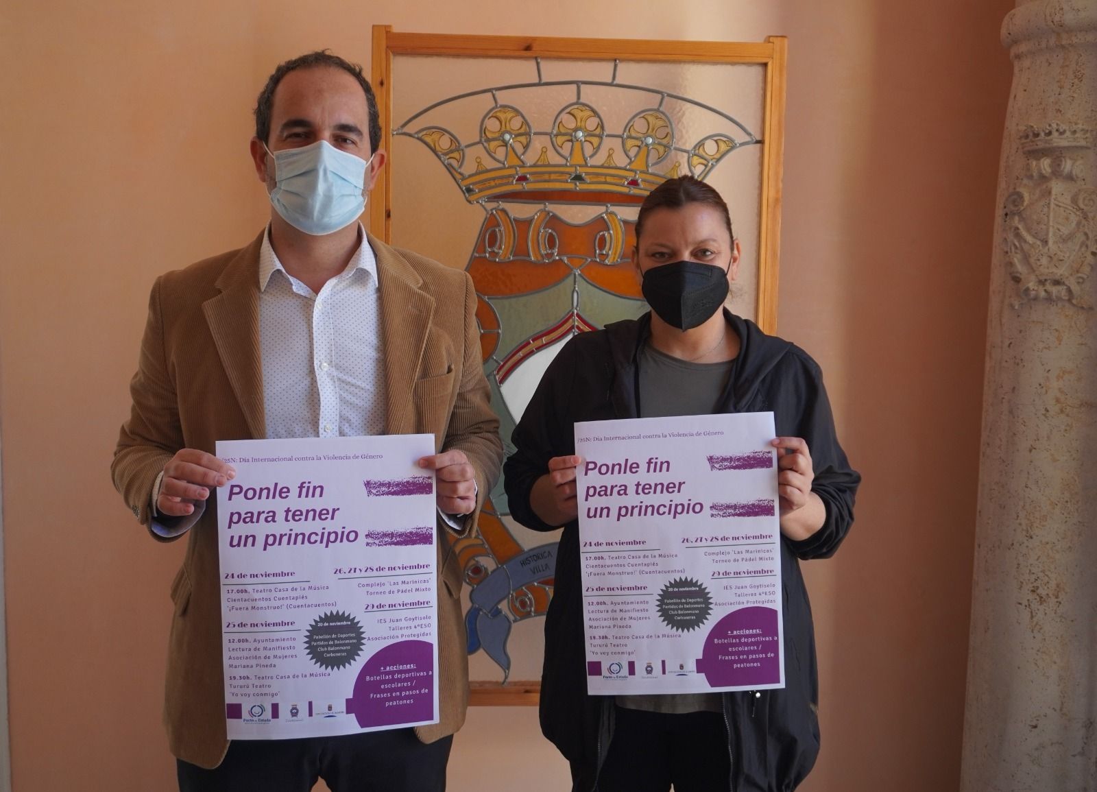 Frases en pasos de peatones y en botellas para escolares: Carboneras quiere frenar la violencia de género