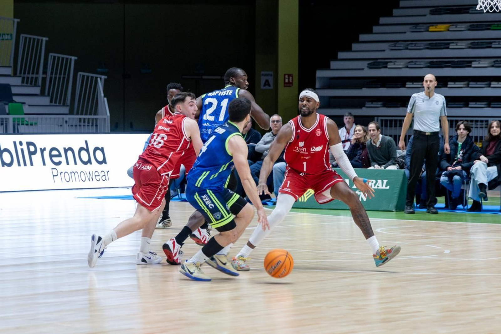 Las mejores imágenes del Jaén CB 93 - 90 CB Valle de Egüés