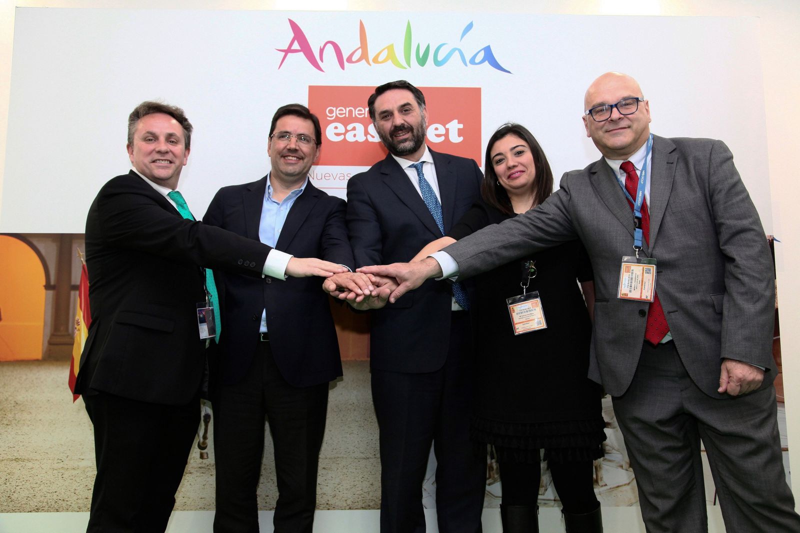 Francisco Javier Fernández y Javier Gándara, ayer en la presentación del acuerdo entre la Junta y Easyjet.