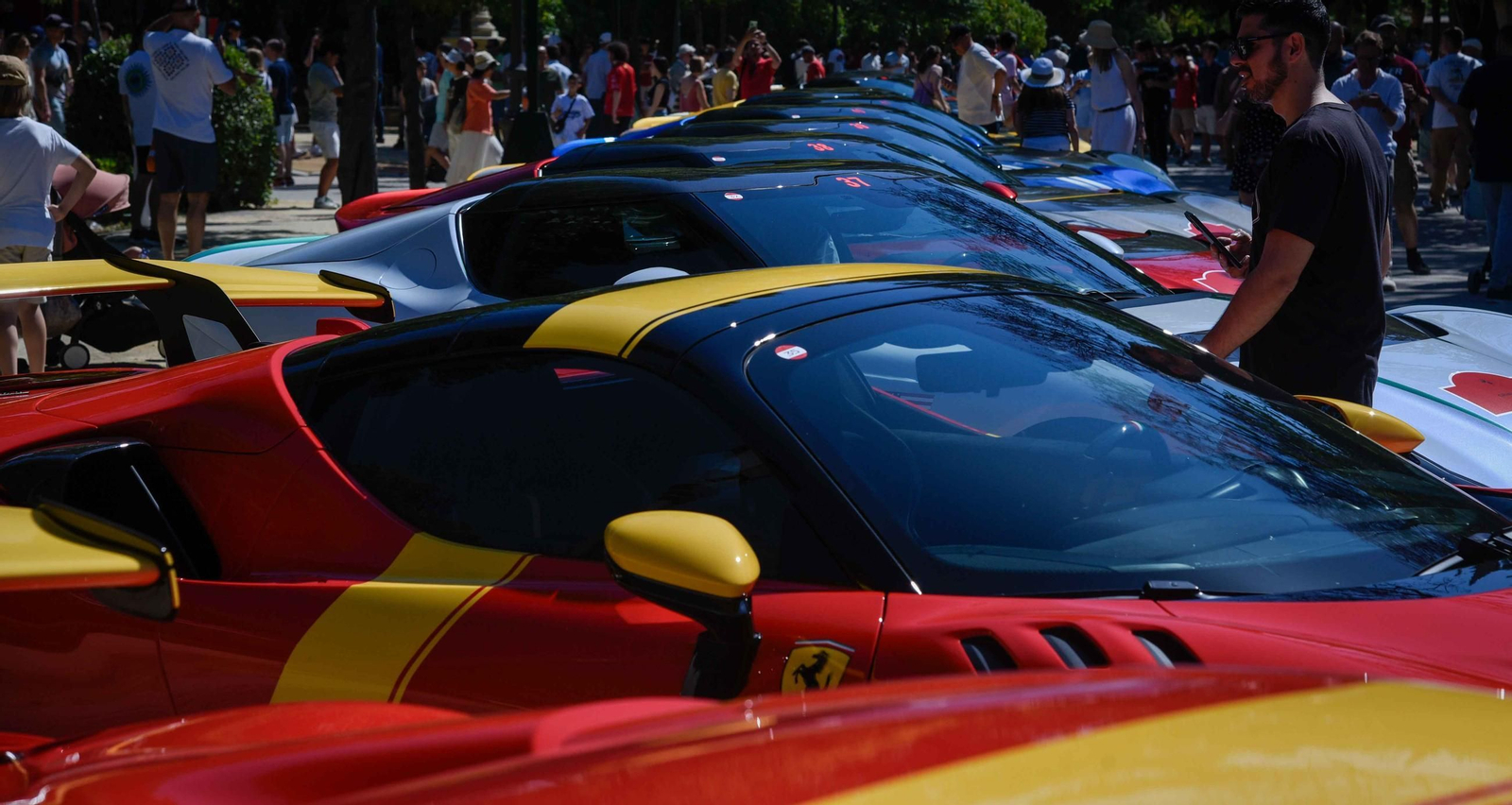 Ferrari Cavalcade 2025 en Sevilla