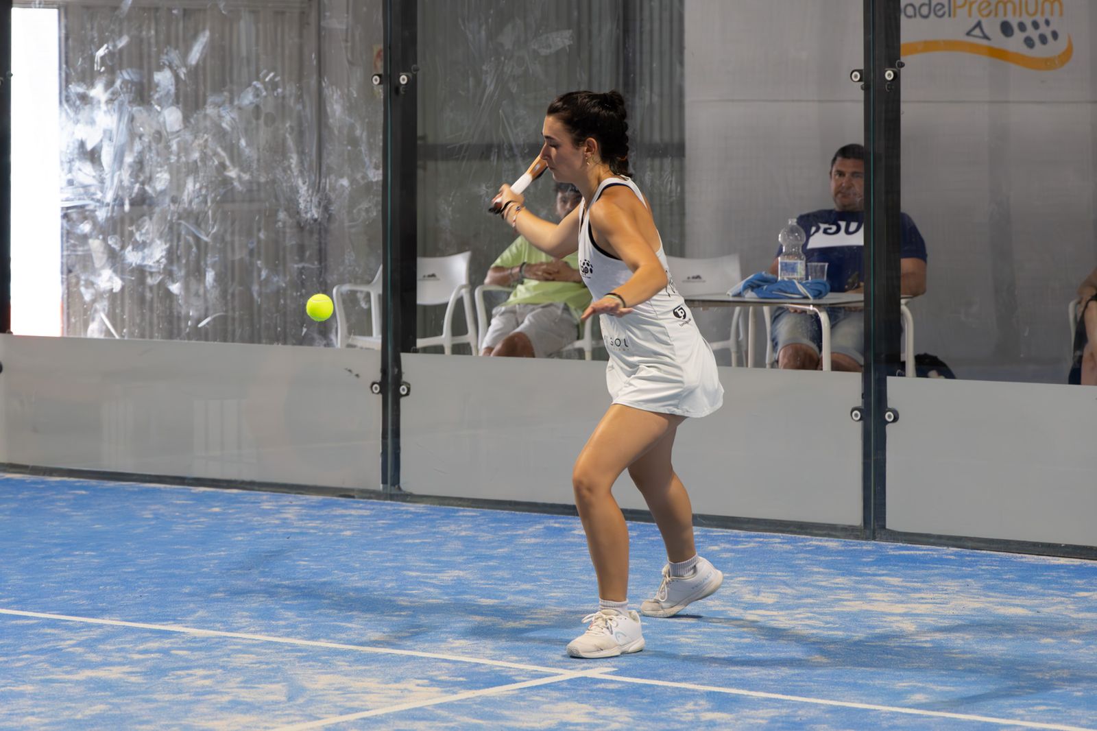 Las finales y la entrega de premios del Campeonato de Andalucía de pádel, en imágenes