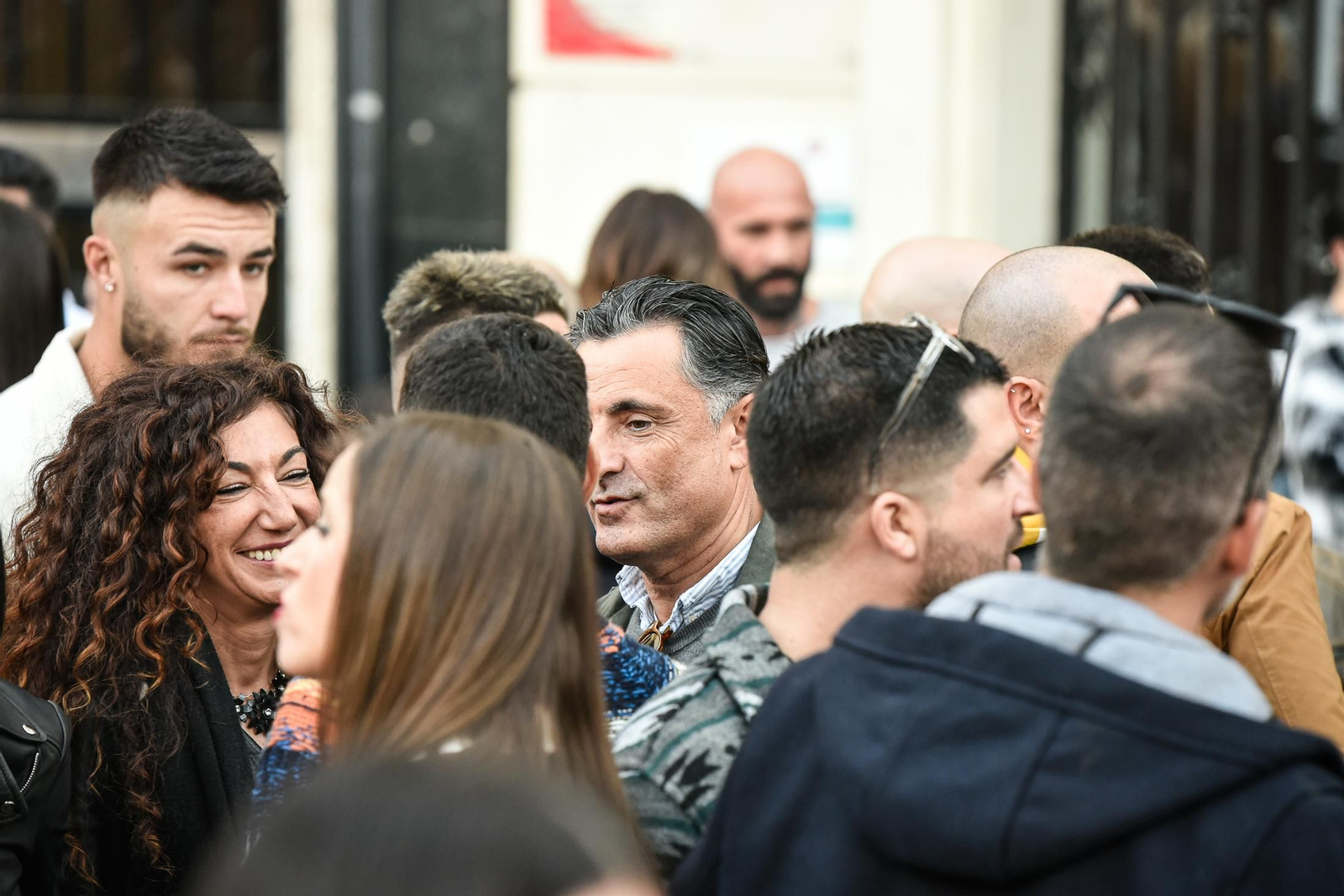 Imágenes de las celebraciones en el centro de Huelva la tarde del 24
