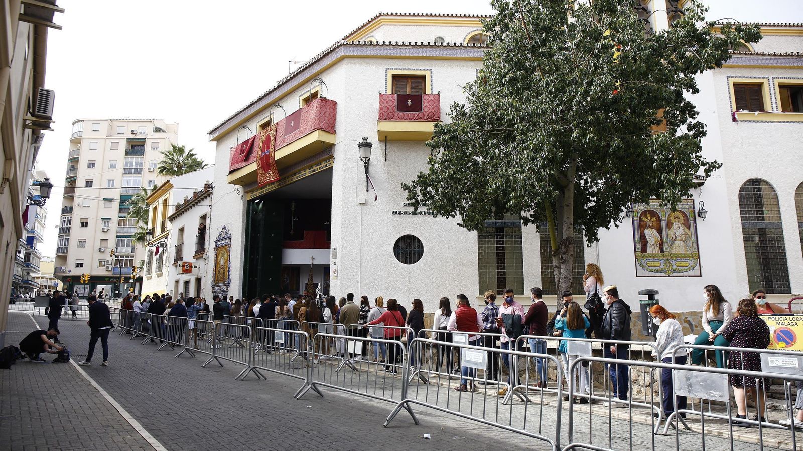 Paciencia para llegar a la casa hermandad.