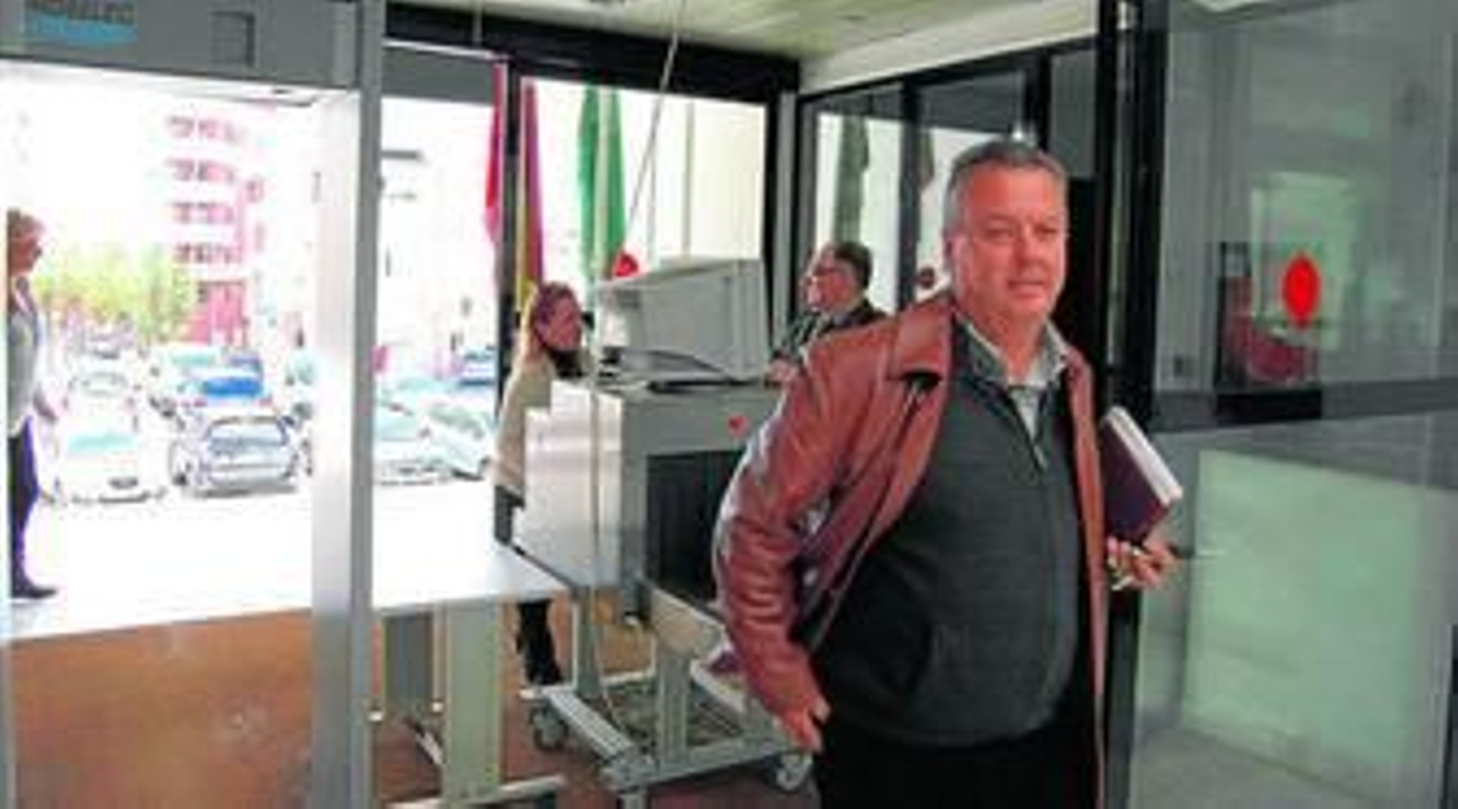 El juicio contra el ex alcalde de Almuñécar quedó ayer visto para sentencia.