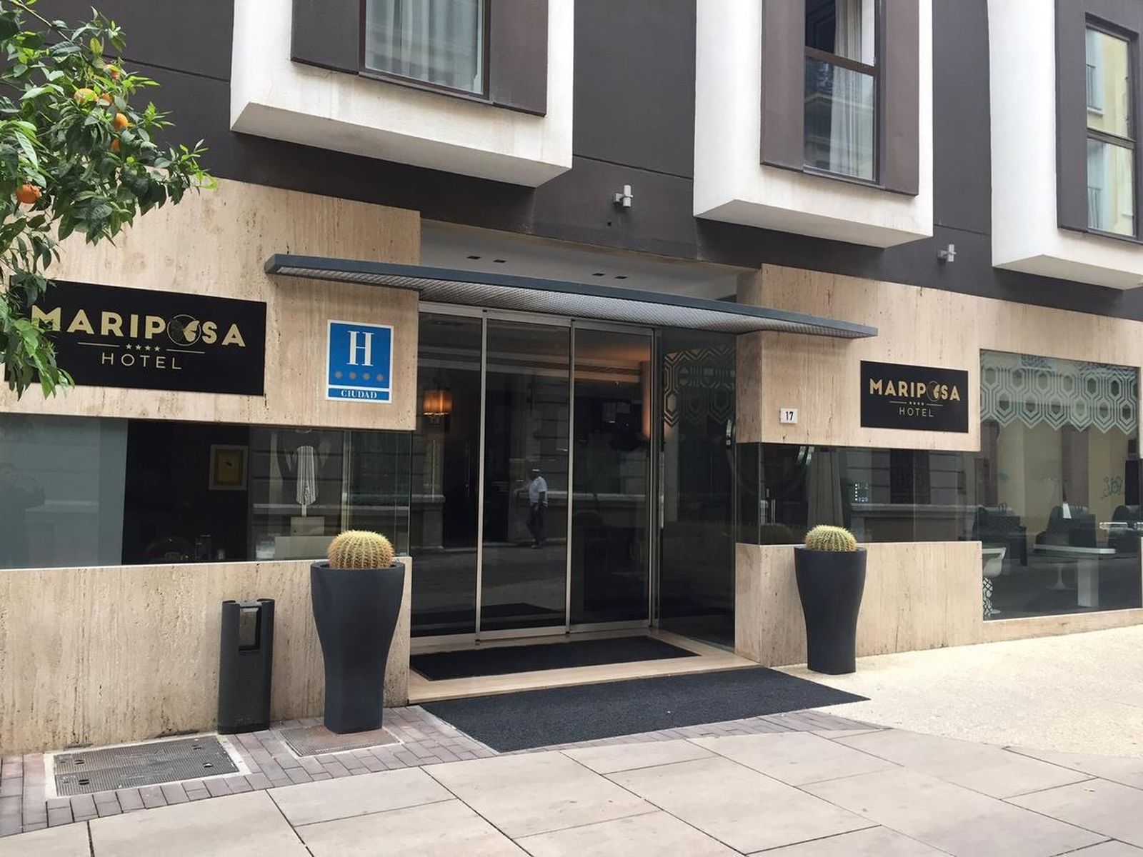 Vista exterior del hotel