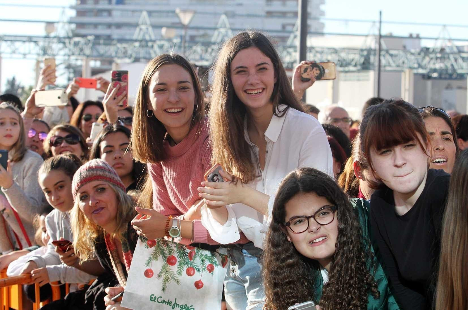 Manuel Carrasco firma sus discos, en imágenes