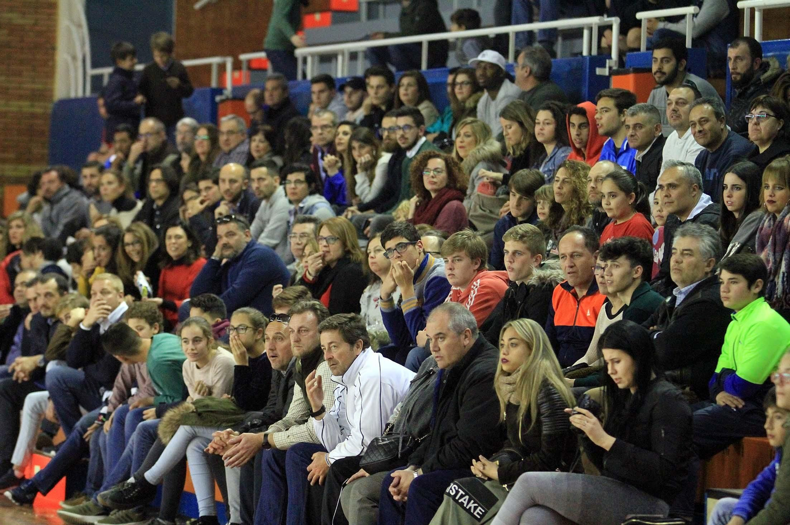 Imágenes del partido de baloncesto Enrique Benítez- Benahavís