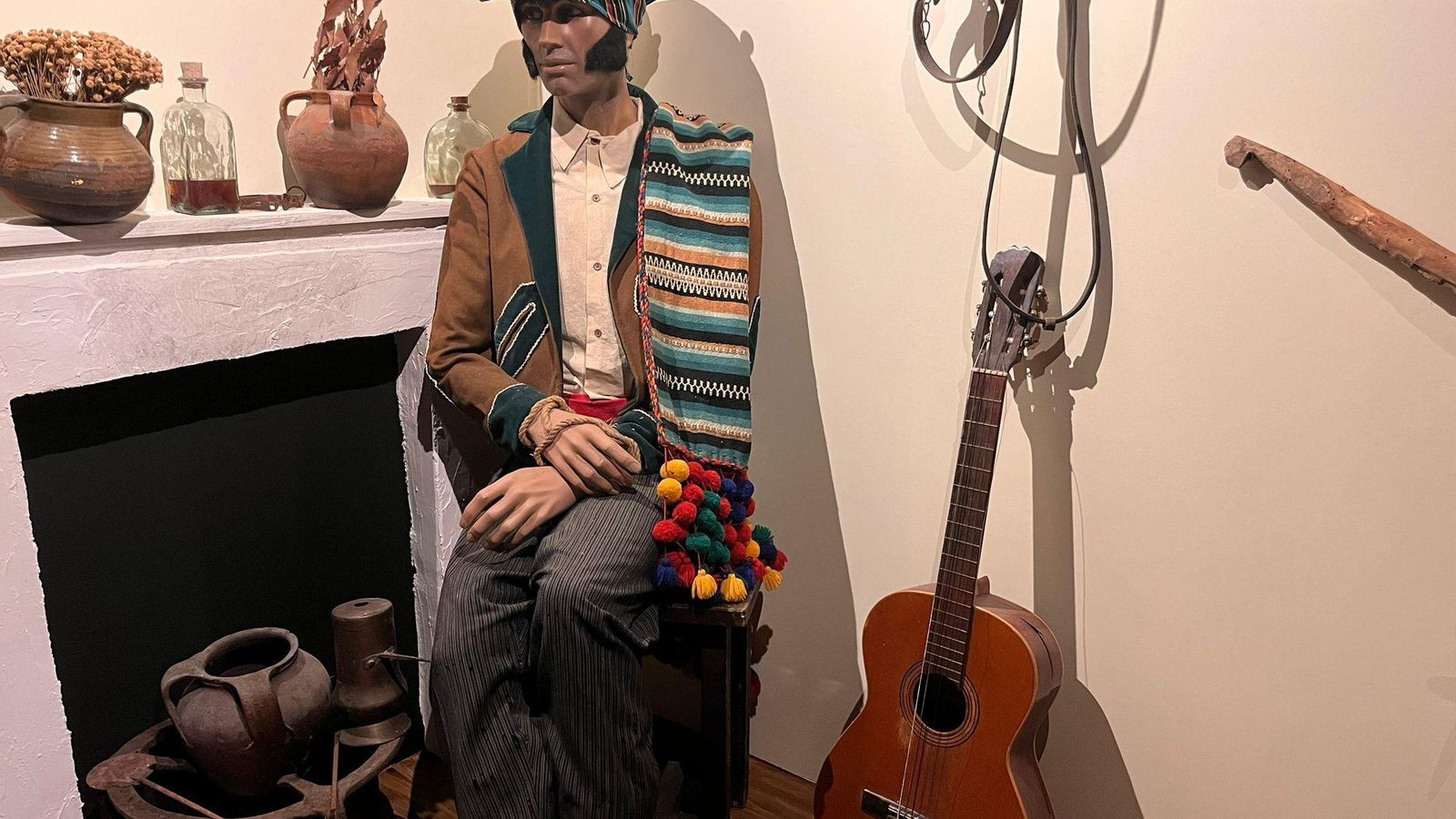 Imagen de la vestimenta típica de un bandolero