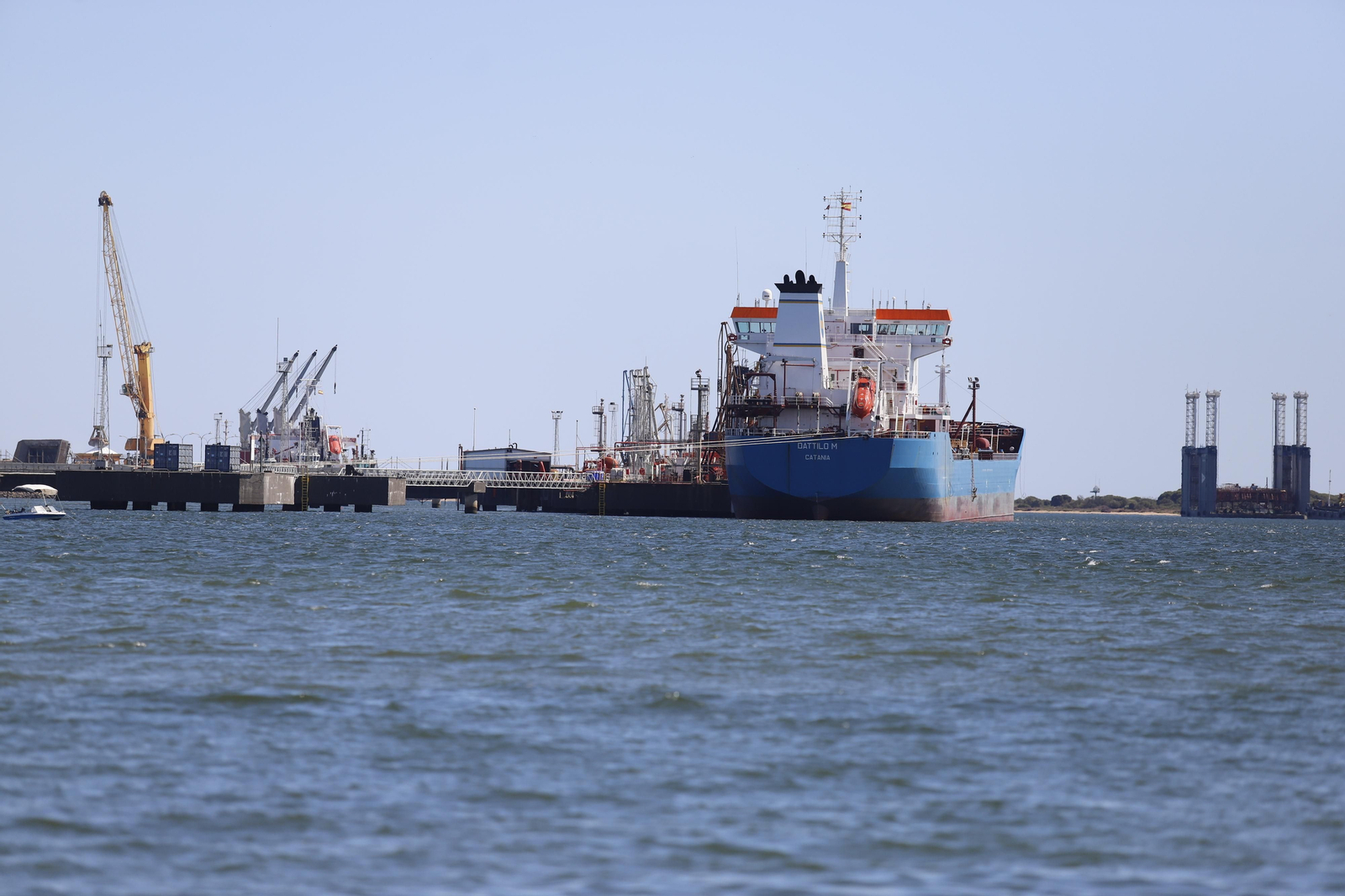 Bañarse en la Punta del Sebo, una tradición que perdura en Huelva