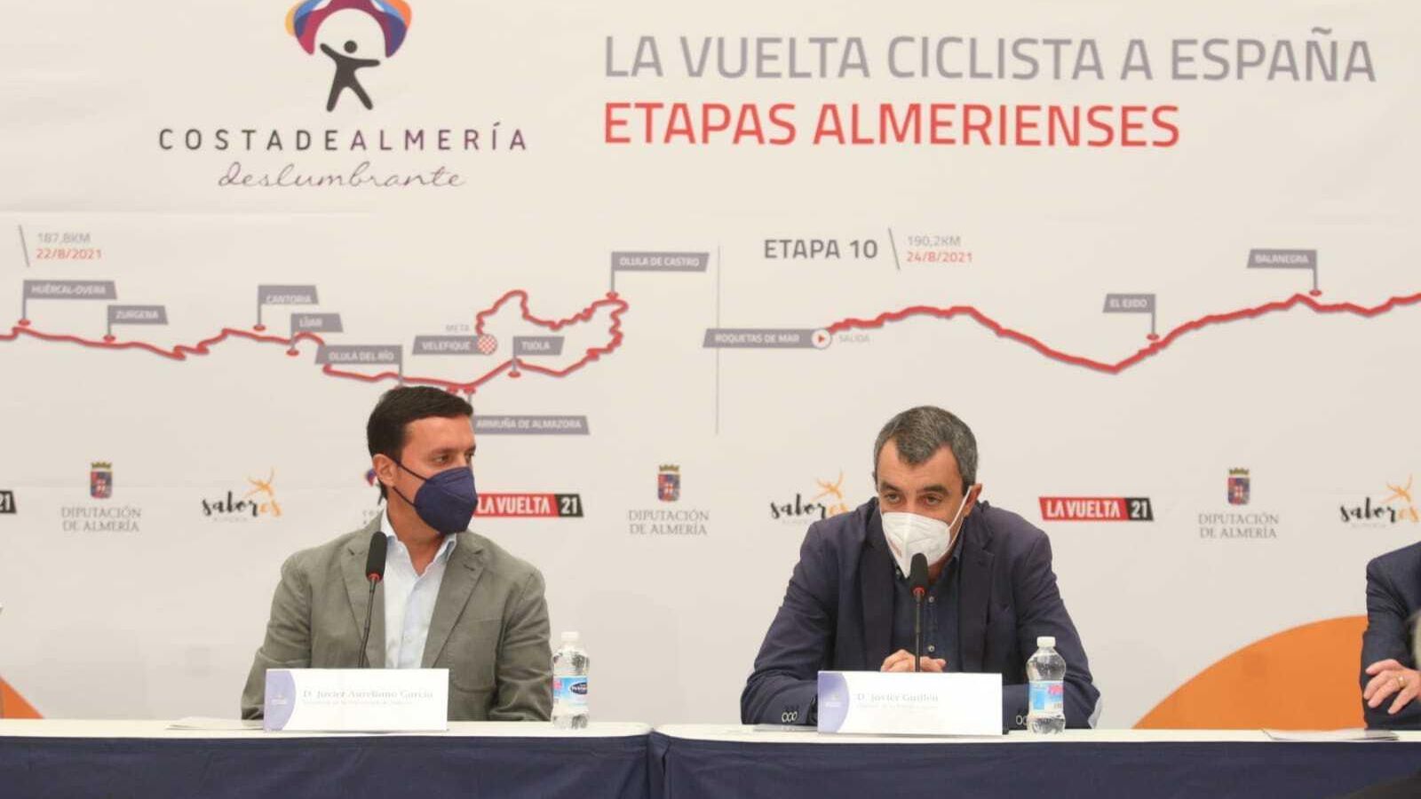 Javier Aureliano García y Javier Guillén durante la presentación.