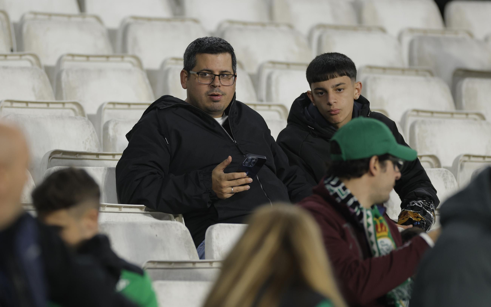 Búscate en las fotos del Betis - Helsinki