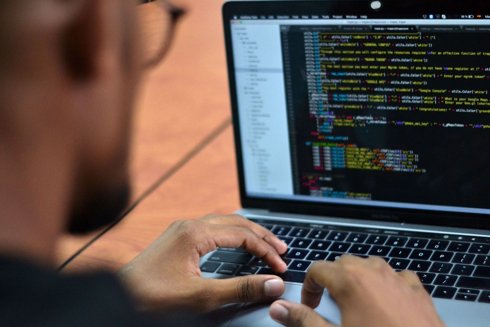 La compañía ha insistido en que en ningún caso se han visto comprometidos datos de acceso a contraseñas.